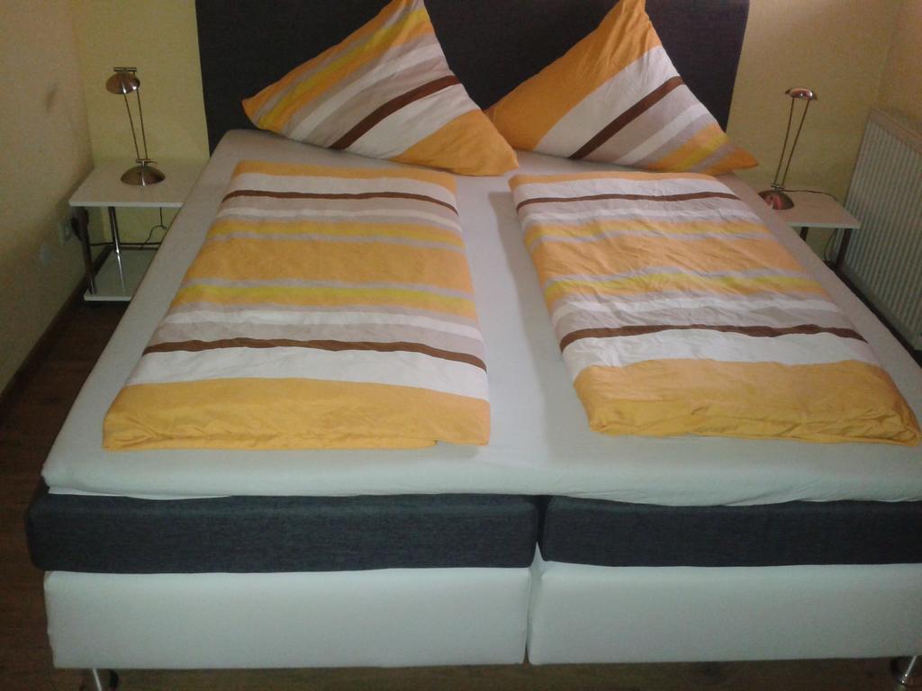 רוסט Ferienwohnung Weiss חדר תמונה