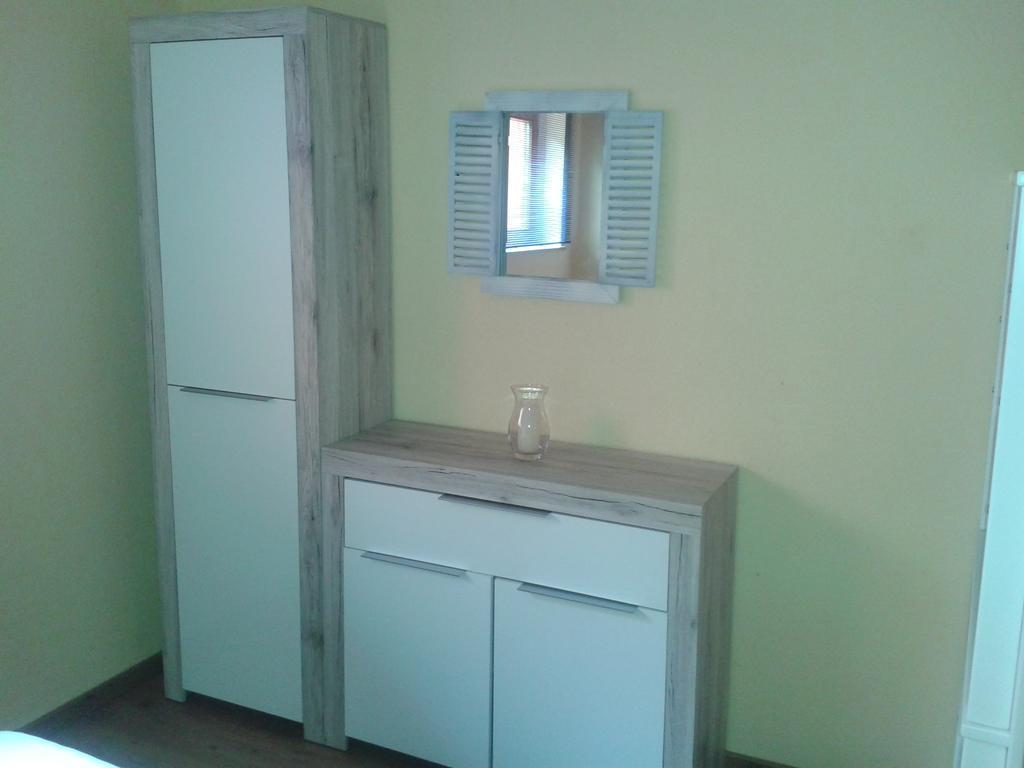 רוסט Ferienwohnung Weiss חדר תמונה