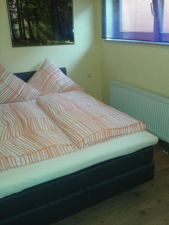 רוסט Ferienwohnung Weiss חדר תמונה