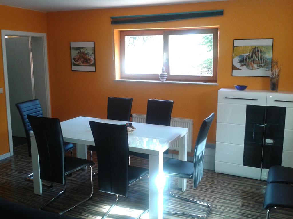 רוסט Ferienwohnung Weiss חדר תמונה