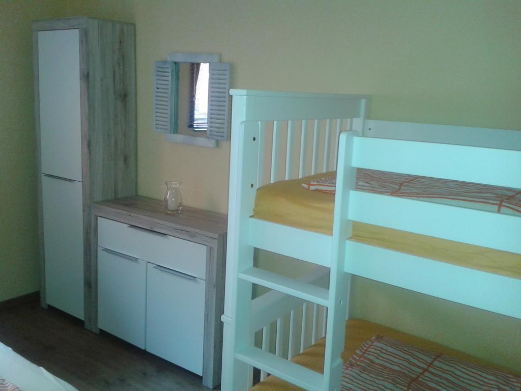 רוסט Ferienwohnung Weiss חדר תמונה