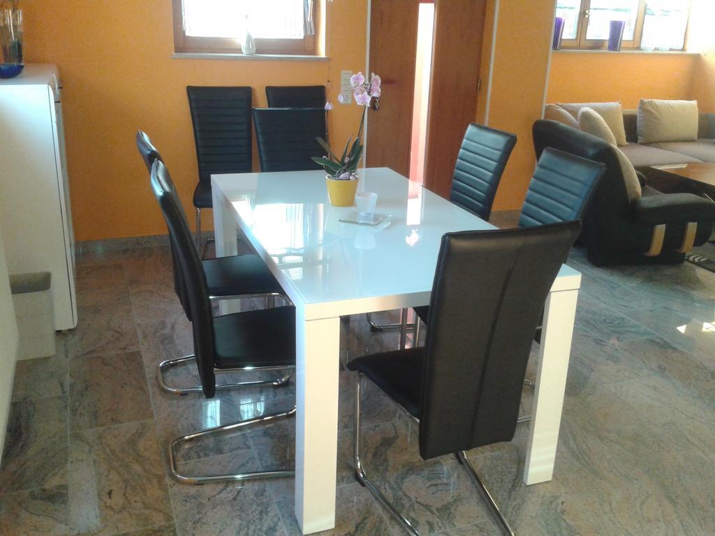 רוסט Ferienwohnung Weiss מראה חיצוני תמונה